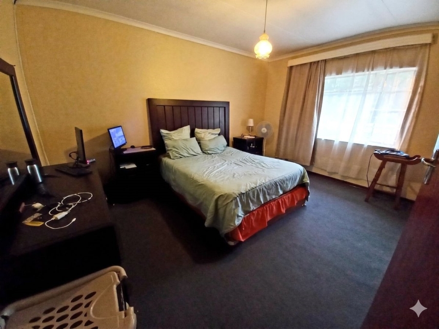 3 Bedroom Property for Sale in Vaalpark Free State